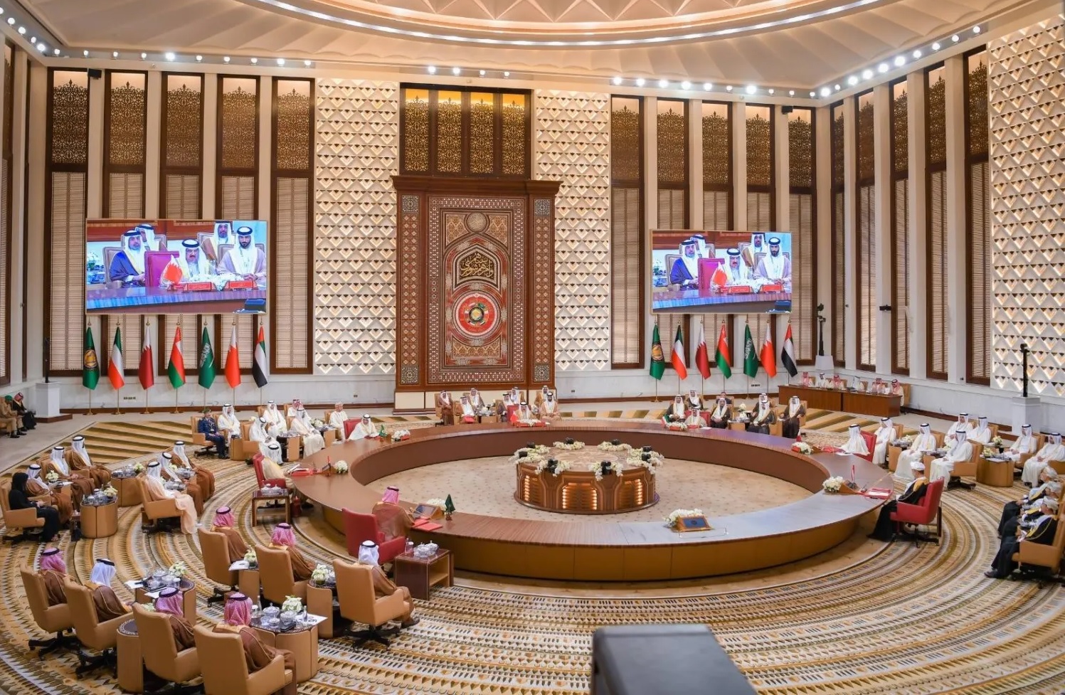 البيان الختامي لقمة دول "التعاون الخليجي" ا&#